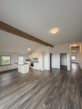 Foto - Moderne 3 Zimmer Dachgeschosswohnung mit Balkon in Weiden