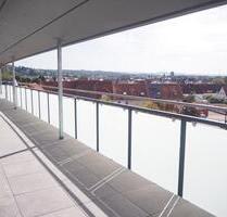 Geräumige+neuw. 2-Zimmer-Penthouse-Wohnung m. uml.3-Seiten Balkon - Kleinostheim