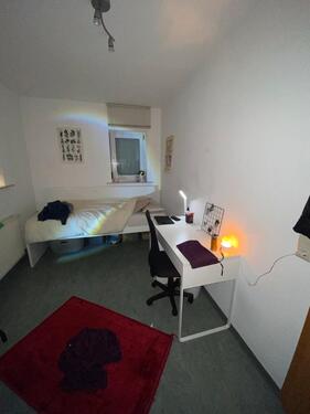 Foto - WG Zimmer in 3er Frauen WG - 160,00&nbsp;EUR Kaltmiete, ca.&nbsp; 10,00&nbsp;m&sup2;