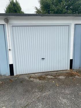 Foto - Garage Typ Dresden Flemmingstr. mit Alu Tor