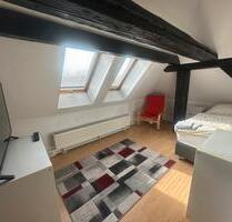 Zimmer zur Miete (WG-geeignet) - 370,00&nbsp;EUR Kaltmiete, ca.&nbsp; 10,00&nbsp;m&sup2; in Karlsruhe (PLZ: 76187) Knielingen