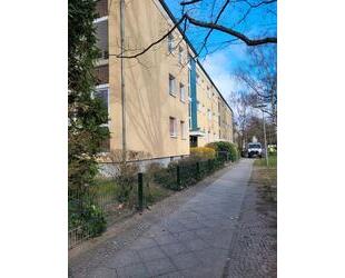 Biete 2 Raumwohnung zum Verkauf an.Ohne Markler . - Berlin Lankwitz