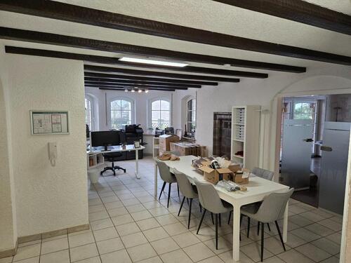 Foto - 11 Zimmer Mehrfamilienhaus, Wohnhaus in Emmelshausen