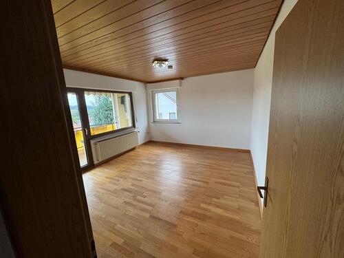 Foto - Helle & großzügige Familienwohnung mit Balkon – ruhige Lage