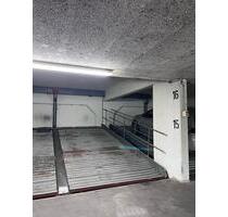 AB JANUAR: Garagenstellplatz Freiburg Nahe ZENTRUM zu vermieten - Freiburg im Breisgau Haslach