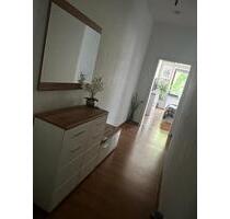 Ruhige 85qm Wohnung im 2.OG Altbau direkt an der FH Krefeld