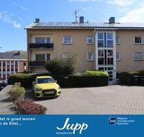 Geräumige 3 ZKB Wohnung mit Balkon und PKW-Stellplatz in einem Mehrfamilienhaus in Hillesheim