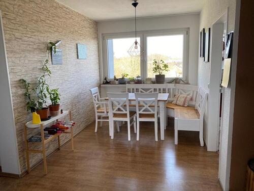 Foto - 3,5 Zimmer Wohnung mit Balkon und Garage