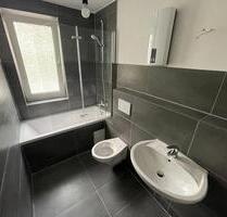 Helle, kernsanierte 2,5 Zimmer Wohnung in Gelsenkirchen mit Garte