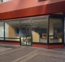 Ladenlokal für eine Bäckerei - 2.400,00&nbsp;EUR Kaltmiete, ca.&nbsp; 210,00&nbsp;m&sup2; in Homburg (PLZ: 66424)