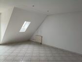 Foto - Helle 2,5 Zimmer Dachgeschoss Wohnung zu vermieten