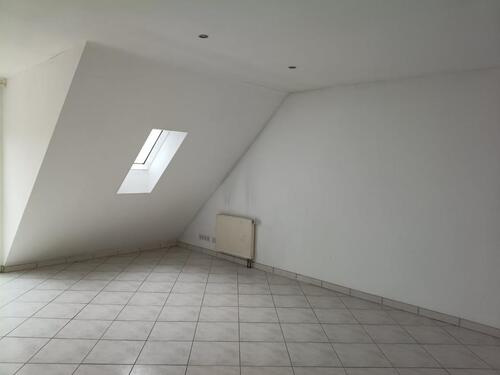 Foto - Helle 2,5 Zimmer Dachgeschoss Wohnung zu vermieten