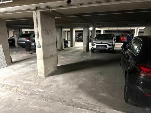 Foto - Tiefgaragen-Stellplatz Neuhausen direkt an Donnersbergerbrücke