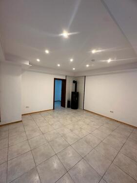 Foto - Wohnung zu vermieten - 1.050,00&nbsp;EUR Kaltmiete, ca.&nbsp; 83,00&nbsp;m&sup2;