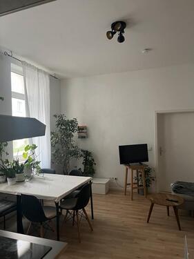 Foto - 2-Zimmer-Altbauwohnung in Fürther Str., frei ab 05.11.