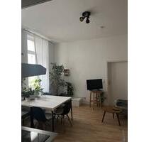 2-Zimmer-Altbauwohnung in Fürther Str., frei ab 05.11. - Nürnberg Eberhardshof