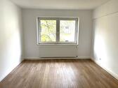 Foto - Sanierte 2-Zimmer-Wohnung mit Balkon - Nähe Uniklinikum