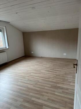 Foto - Wohnung in Fronhausenn - 900,00&nbsp;EUR Kaltmiete, ca.&nbsp; 90,00&nbsp;m&sup2;