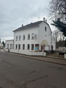 Foto - Mehrfamilienhaus zu verkaufen - 580.000,00&nbsp;EUR Kaufpreis, ca.&nbsp; 580,00&nbsp;m&sup2;