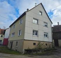 Haus mit gröser Grundstück - 250.000,00&nbsp;EUR Kaufpreis, ca.&nbsp; 847,00&nbsp;m&sup2; in Blaufelden (PLZ: 74572)