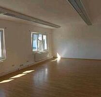 Biete Büro, Geschäftsraum, 35,66 m², 440 € warm (incl. Strom) - Weimar