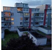 4-Zimmer-Wohnung 96 m² mit Parkplatz & Aufzug gute Kapitalanlage - Bonn Hardtberg