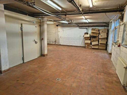 Foto - Nachmieter Lager - 600,00 EUR Kaltmiete,