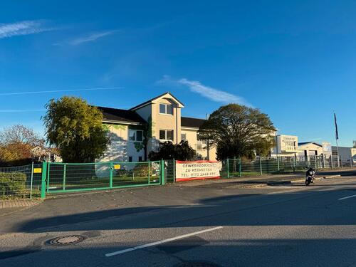 Foto - HausWohn-Geschäft-Lager-Halle im Gewerbegebiet Bad Doberan