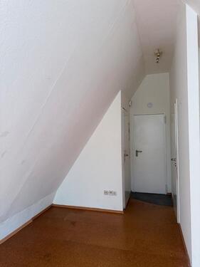 Foto - 1 Zimmer Dachgeschoßwohnung zur Miete in Kalletal