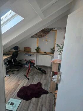 Foto - Attraktive Maisonette-Wohnung mit Garten und drei Balkonen