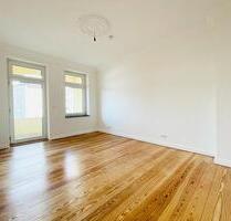 Vollsanierte Altbauwohnung 3,5 Zimmer, 102qm, 2 Balkone - Kiel Schreventeich