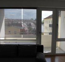 Ab 01.12. sonnige möbl. 1,5 Zimmer Wohnung v. priv. neben BMW - München Am Riesenfeld