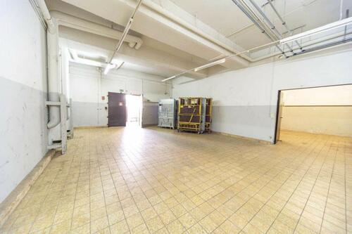 Foto - LagerflächeLagerhalleStellflächeHalleLagerraum zu vermieten