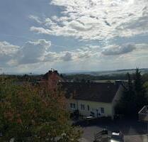 Wohnen auf zwei Ebenen: Familienidyll mit Dachterrasse & Garten - Fuldatal