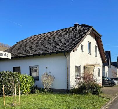 Foto - Ein Familienhaus mit Blick auf die Marienburg