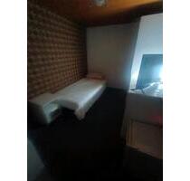 zu vermitteln eine Zimmer in Koblenz - Waldshut-Tiengen
