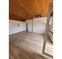 Wohnung Bischofsheim - Terrasse- teilmöbliert -Nähe FFMMZWI