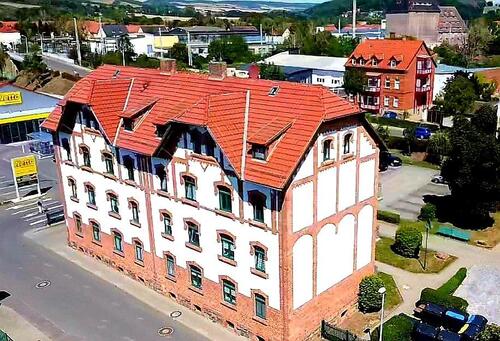 Foto - Hochparterrewohnung in der Hüttenstraße mit Balkon