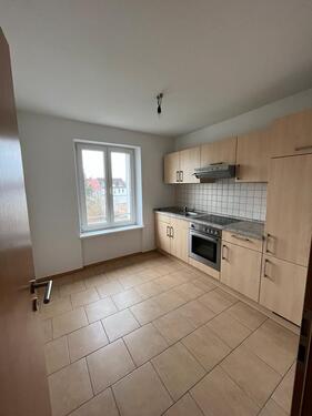 Foto - Helle geräumige 1R-Wohnung mit EBK, zentral