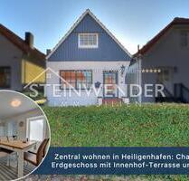 Zentral wohnen in Heiligenhafen: Charmantes Erdgeschoss mit Innenhof-Terrasse und Atelier