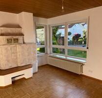 Sonnige 3,5 Zi EG Gartenwohnung, Holzkachelofen, große Terrasse - Ofterdingen
