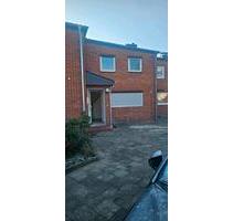 Reihenmittelhaus - 161.000,00&nbsp;EUR Kaufpreis, ca.&nbsp; 85,00&nbsp;m&sup2; in Nienburg (Weser) (PLZ: 31582)