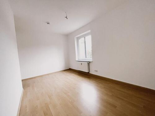 Foto - Etagenwohnung in Braunsbedra zur Miete
