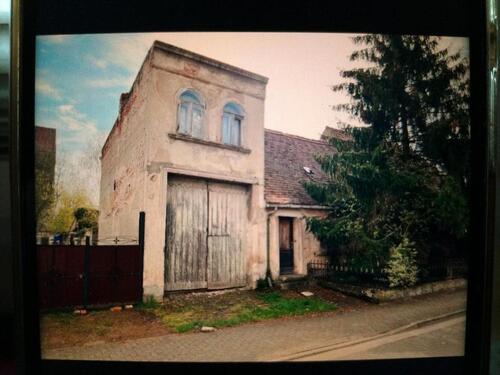 Foto - Baugrundstück mit Einfamilienhaus zur Sanierung oder Neubau