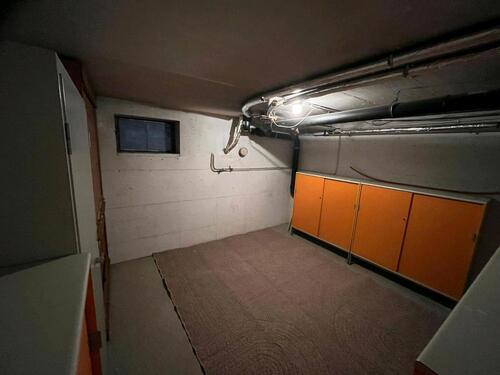 Foto - 14 qm Archiv Lagerraum mit Schränken 247 Zugang abschließbar