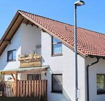 Großzügige 4-Zimmer-Eigentumswohnung mit Balkon und Gartenanteil - Laupheim