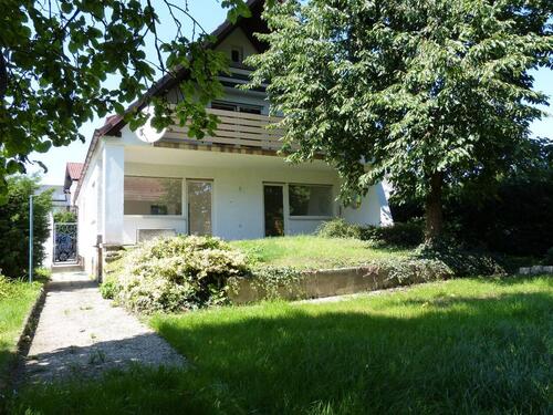 Foto - Wohnhaus 7 Zimmer in Redwitz - neu renoviert - bezugsfertig