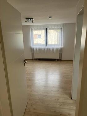 Foto - Dachgeschosswohnung - 1.200,00&nbsp;EUR Kaltmiete, ca.&nbsp; 75,00&nbsp;m&sup2;