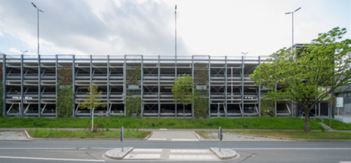 Foto - FÜ - Hardhöhe, Stellplätze im Parkhaus