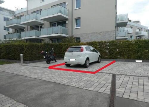 Foto - Stellplatz Frankfurt Riedberg West